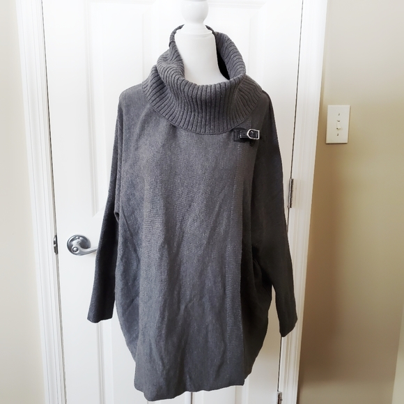 Calvin Klein Buckle Detail Turtleneck Sweater Cape - Picture 3 of 4